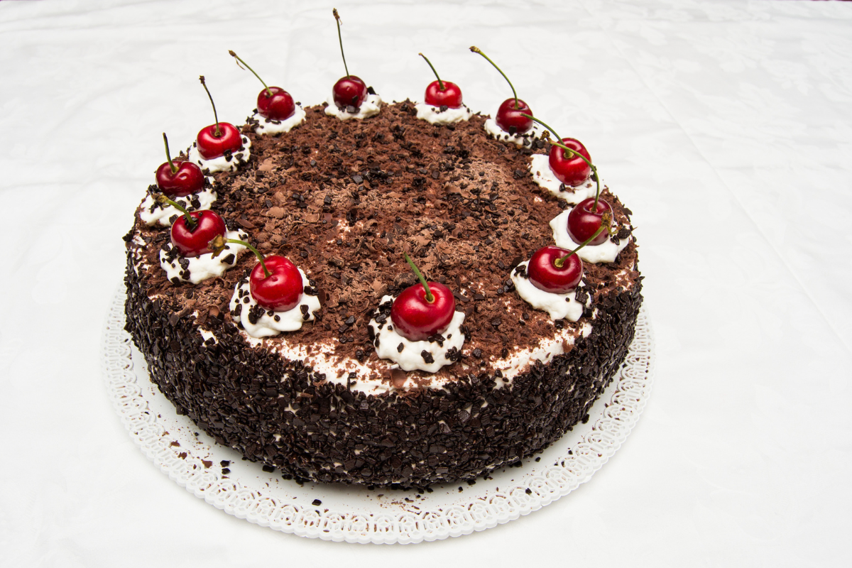 Bolo Floresta Negra Uma Experiência Culinária Inesquecível HQ da Vida