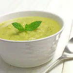 Sopa detox verde, receita milagrosa