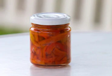Aprenda a preparar a sua própria conserva de pimenta