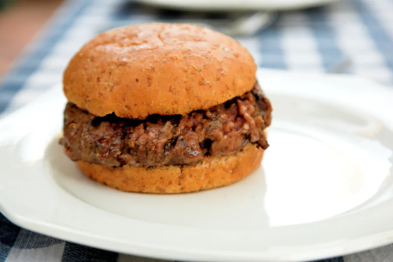 Delicioso Pão de Hambúrguer Integral: Sabor e Nutrição em Cada Mordida