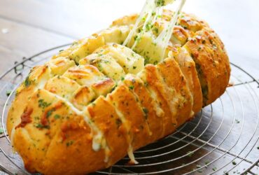 Receita de pão de alho caseiro