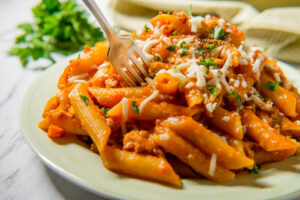 Penne com ragu