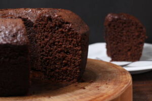 Bolo de chocolate com farinha de coco: