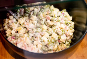 Salada de ervilha com queijo