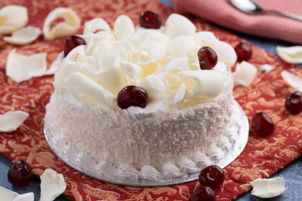 Saiba o segredo para preparar o melhor bolo floresta branca que você já provou