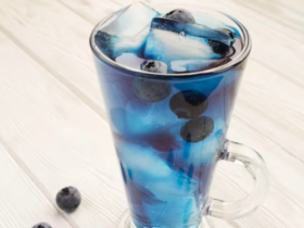 A bebida ideal para o seu sábado a noite: Blueberry drink. Experimente essa receita