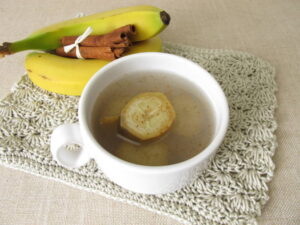 Chá de banana com canela, para te auxiliar em uma boa noite de sono