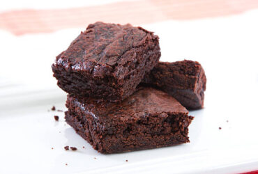 Faça e se apaixone, por esse maravilhoso brownie de iogurte