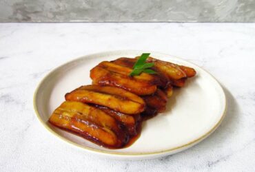 Prepare uma deliciosa banana caramelizada, no micro-ondas