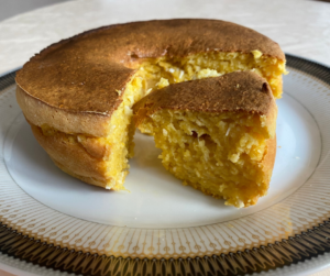 Saiba como preparar um bolo de milho super cremoso na air fryer