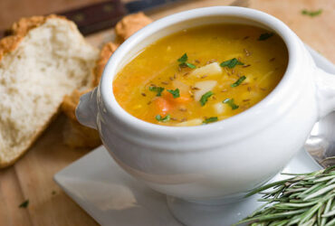 Sopa de legumes, sem carne e sem macarrão, faça hoje mesmo