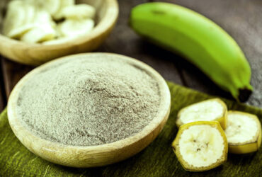 Farinha de banana verde, uma farinha saudável que você pode fazer em casa. Veja a receita