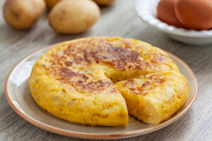 Omelete de batata, inovador e versátil