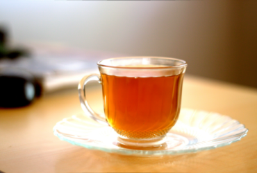 Chá Relaxante de Casca de Laranja e Camomila: Uma Receita para Noites Tranquilas