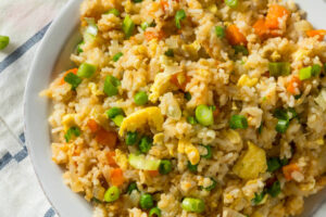 Seu almoço ainda mais atrativo com esse incrível arroz com legumes