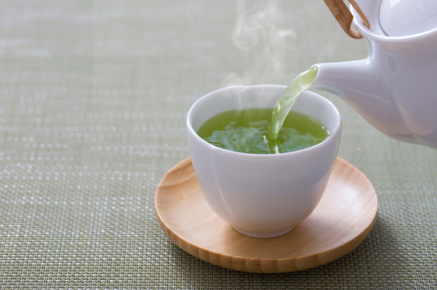 Descubra os Benefícios Surpreendentes do Chá Verde para a Saúde