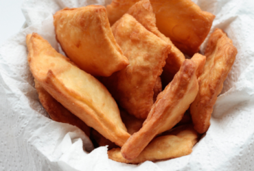 Massa de Pão Frita - Um lanche delicioso para a tarde