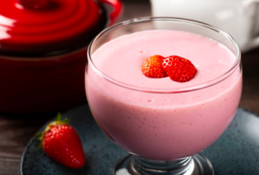 Mousse de Nesquik de Morango. Uma receita com sabor de infância