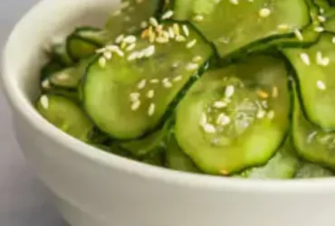 Aprenda-como-fazer-sunomomo-a-famosa-salada-de-pepino-agridoce.jpeg