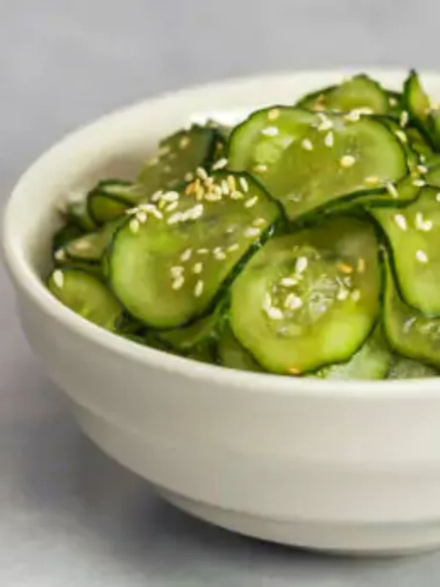 Aprenda como fazer sunomomo, a famosa salada de pepino agridoce