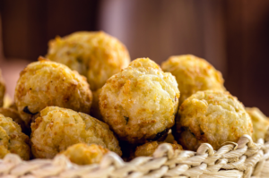 Bolinho de Arroz com Batata: Imperdível para Todos os Paladares