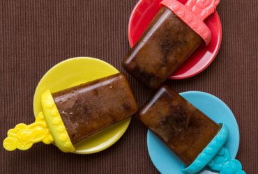 Picolés de Coca-Cola - Transforme a Bebida em uma Deliciosa Sobremesa Gelada