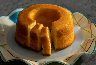 Bolo de Flocão de Milho: Receita aconchegante e fácil