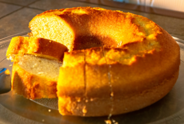 Bolo de Fubá de Liquidificador: A Delícia Fofinha que Encanta