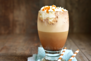 Frappuccino de Caramelo feito em casa