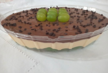 Bombom de Uva na Travessa Essa receita é de lamber os dedos