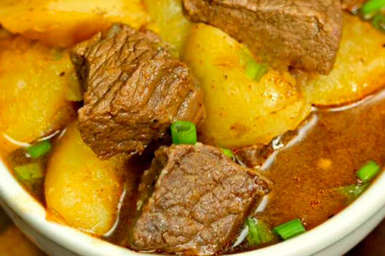 Carne de Panela com Batatas: Muito sabor na sua cozinha