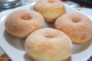 Donuts Simples: Uma Doce Delícia para Todos os Dias