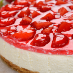 Cheesecake de Morango: A Sobremesa que Sua Família Vai Amar
