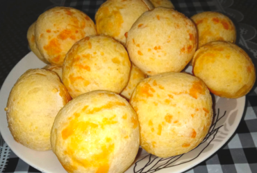 Pão de Queijo na Air Fryer: Receita Imbatível com Apenas 3 Ingredientes