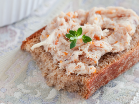 Patê de Frango com Creme de Ricota e Cenoura: Simples e Delicioso