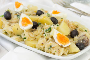 Salada de Bacalhau maravilhosa: Para reaproveitar as sobras da ceia de ano novo