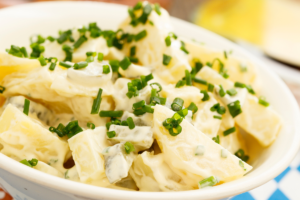 Salada de Batata Alemã: Uma Explosão de Sabores em sua cozinha