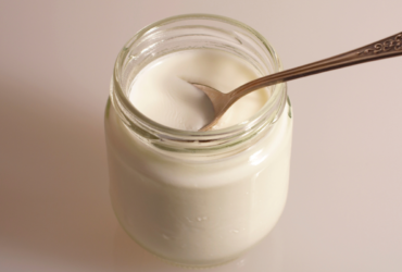 Iogurte de Leite de Coco: Uma Alternativa Deliciosa e Saudável