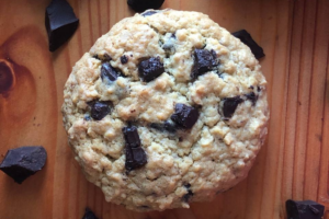 Cookies de Pasta de Amendoim: Uma Delícia Integral e Rápida