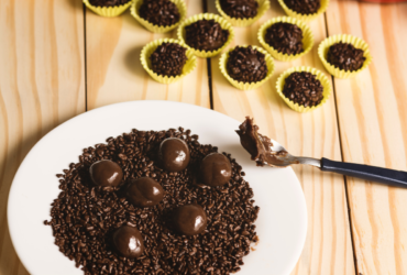 Delícia Fit de Chocolate: Brigadeiro Sem Açúcar Pronto em 15 Minutos