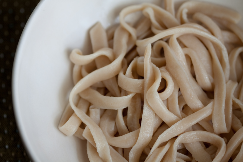 Macarrão integral caseiro, fácil e saboroso