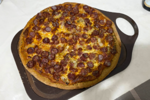 Pizza Integral Maravilhosa – Massa Leve e Crocante