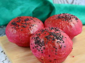 Pão Rosa de Beterraba: Uma Delícia Nutritiva que Encanta os Olhos