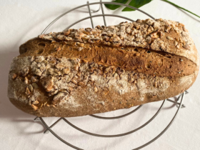 Pão Integral Multigrãos com fermento natural: Nutritivo e Delicioso