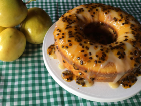 Bolo de Maracujá com Calda: Uma Explosão de Sabores para seu Café