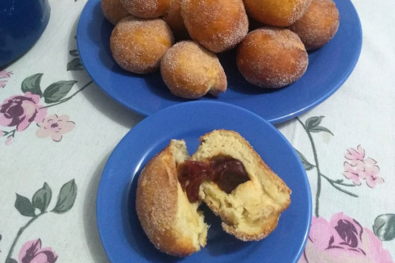 Sonhos Recheados com Goiabada: Receita Irresistível para se Deliciar