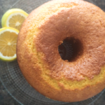 Bolo de laranja fofinho e úmido: A receita ideal para o café da tarde