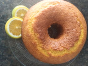 Bolo de laranja fofinho e úmido: A receita ideal para o café da tarde