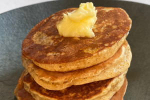 Panqueca doce e fofinha: A receita ideal para começar o dia