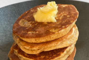 Panqueca doce e fofinha: A receita ideal para começar o dia